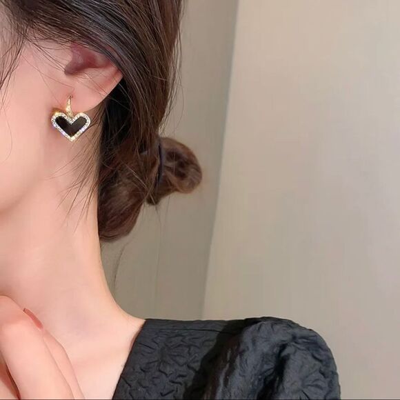 Fashion heart shaped artificial gemstone earrings - Picture 4 of 6